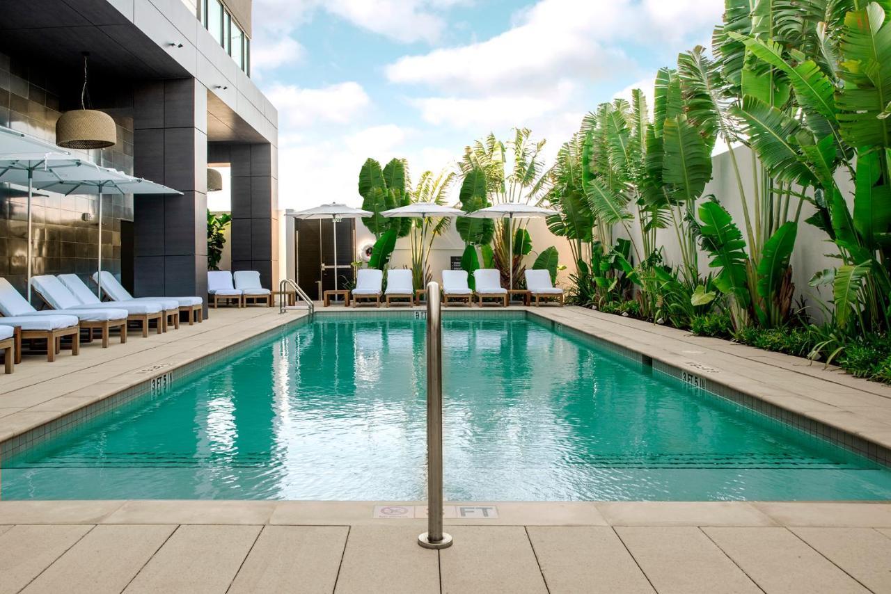 Ette Luxury Hotel & Spa Four Corners Esterno foto The pool at the hotel